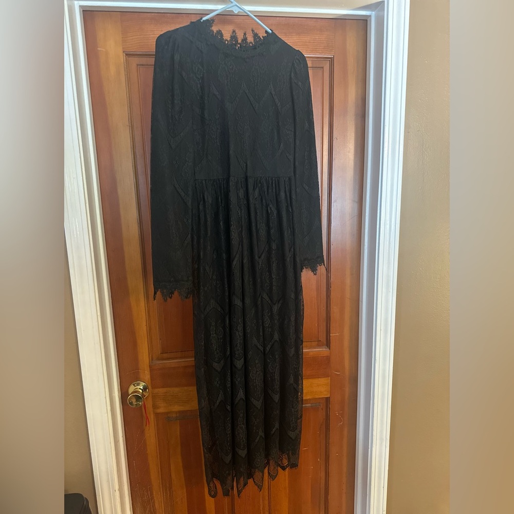 Dainty Jewells Elegant Black Lace Maxi Skirt